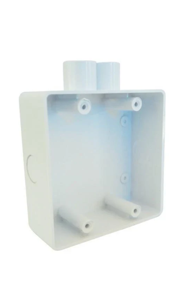 4 x 4 Wall Box + Spout