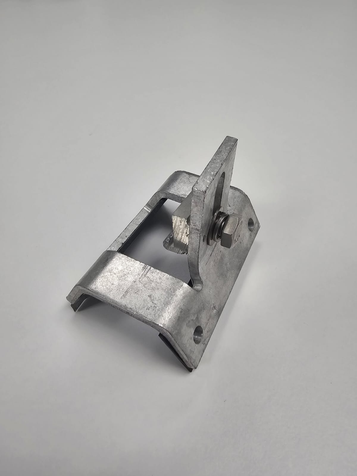 IBR Bracket Along Assembled